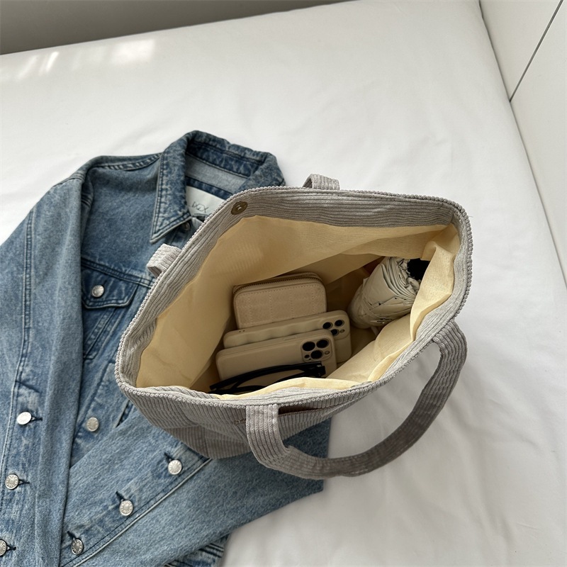 Bolso de mujer de velcro 2023 nuevo tipo de bolso de hombro estilo coreano de moda de la serie de bolsas de gran capacidad personalidad de una pieza