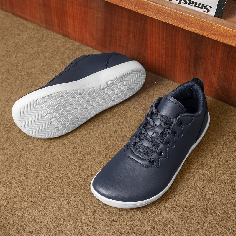 Unisex Wide-toed Barefoot Lightweight Soft-soled Couple-style Outdoor Sports Shoes, Low-top Lace-up Leather_voghion.com