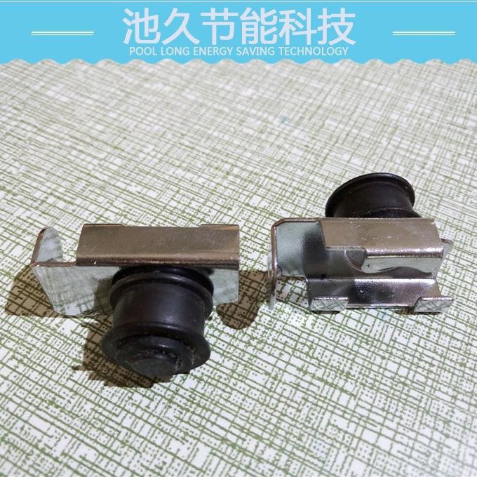 狮涛缝纫设备电剪刀系列零部件 左滑动小轮组件DE216