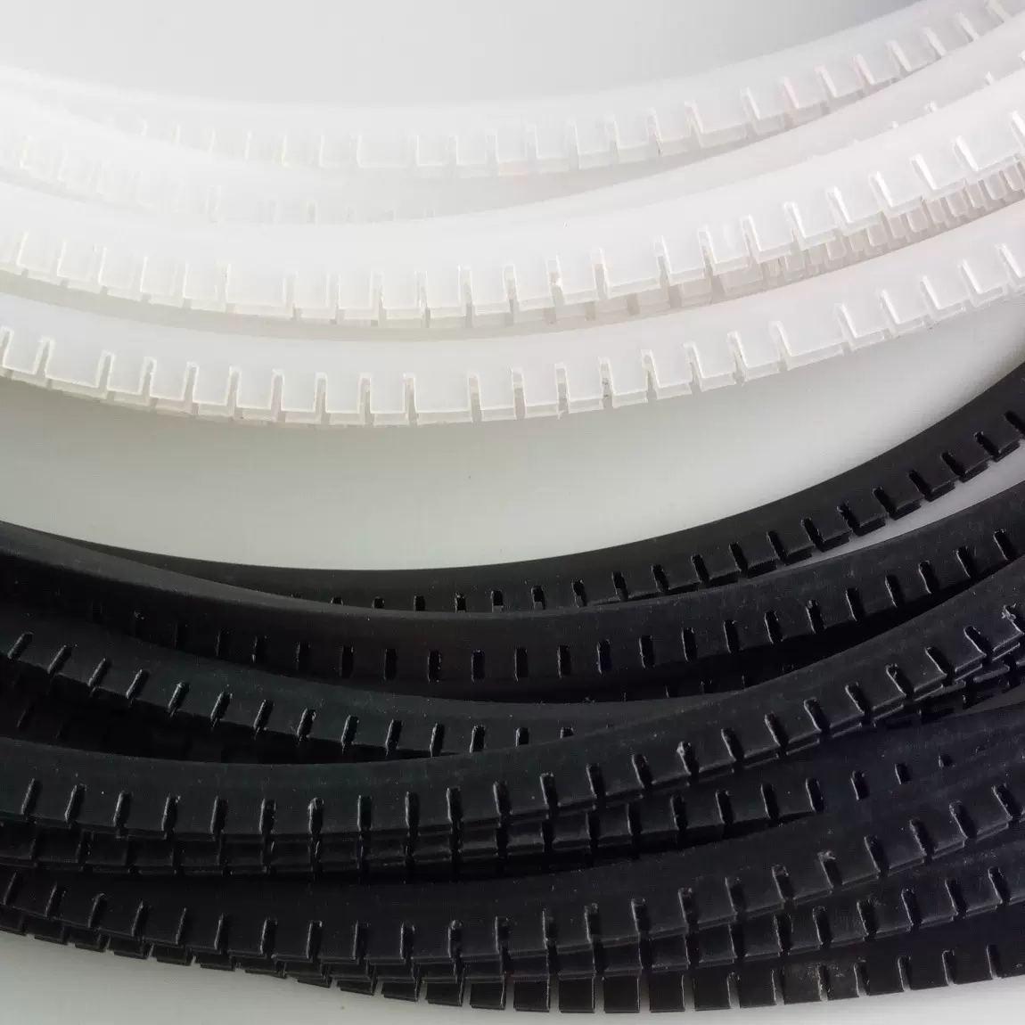 护线齿绝缘保护套护线套护线齿厂家出货配线器材线扣线管机箱配件