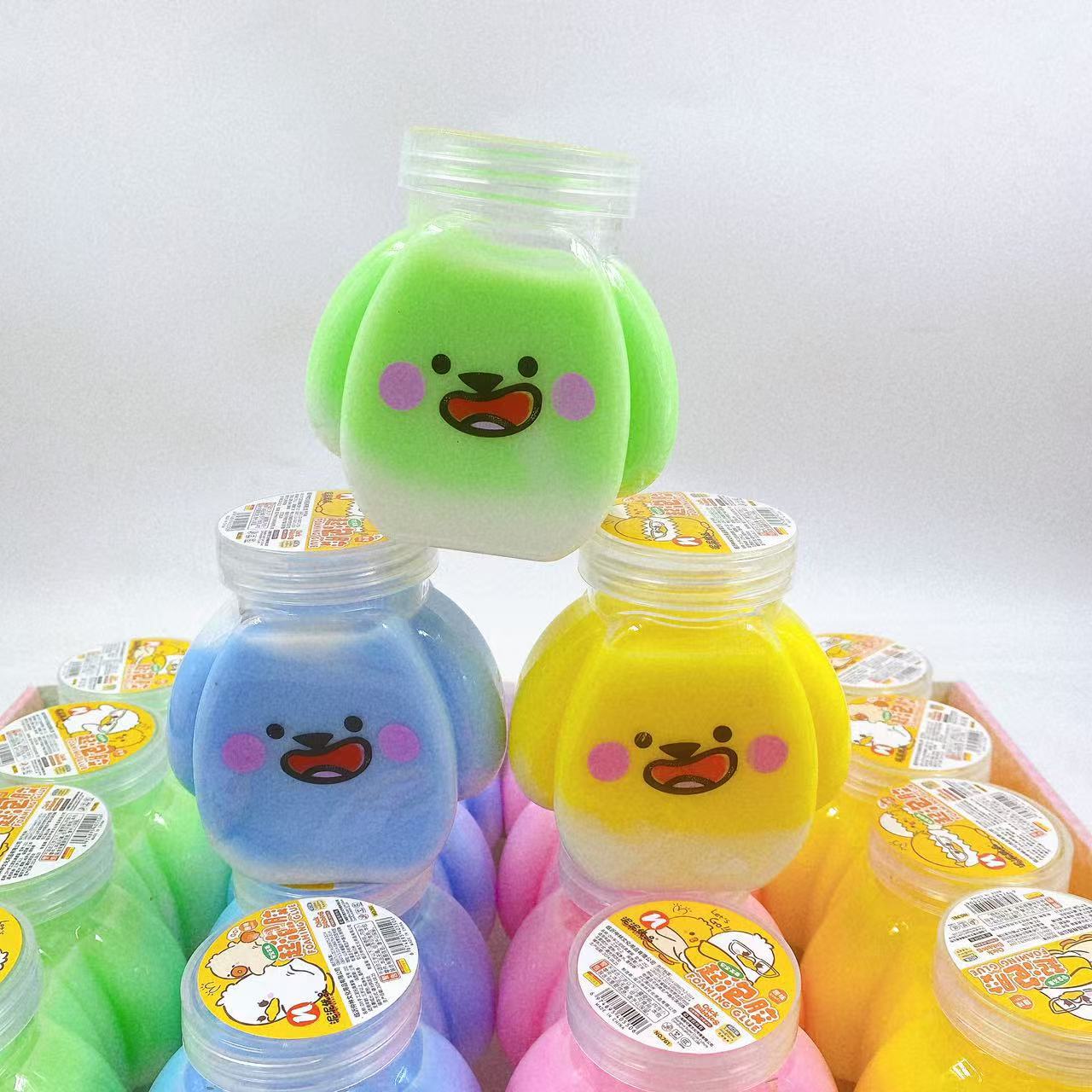 Juguetes para niños nuevos pingüinos espumantes de barro de cristal slim abrazar leche descomprimida barro de color agua falsa 2 yuanes al por mayor