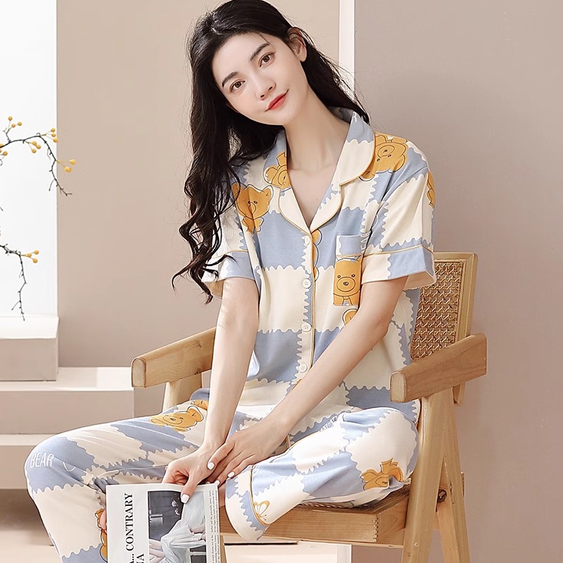 D.M-126 Short-long white blue bears shirt