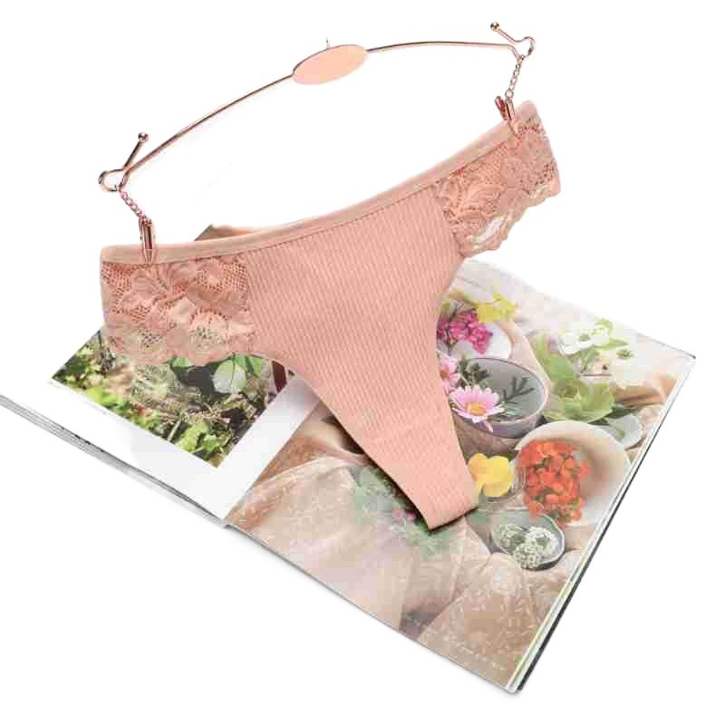 Nueva ropa interior en forma de T Cordón de las niñas contracción hilo Tanga de las mujeres cintura baja algodón transpirable T-Pantalones fábrica al por mayor