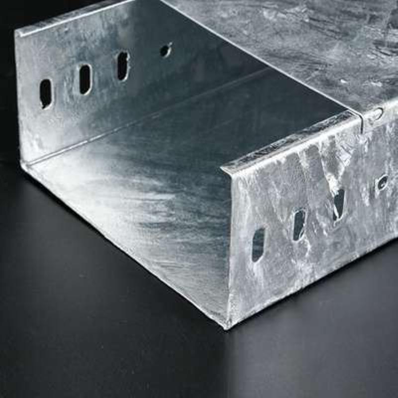 湖北荆门热浸锌电缆桥架 热镀锌槽式室外防水防雨耐腐蚀梯式桥架