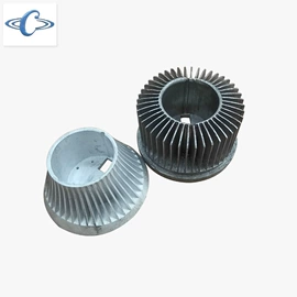 LED灯散热器;铝及铝合金材;锻造