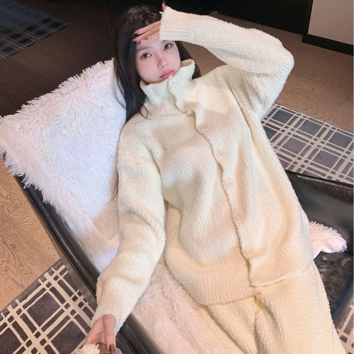 Winter Half-Velvet Pajamas for Women, Thickeneded, Soft, Stand-Up Collar, Long-Sleeved Suit, Women's Coral Velvet Home Clothes, Simple and Popular Style