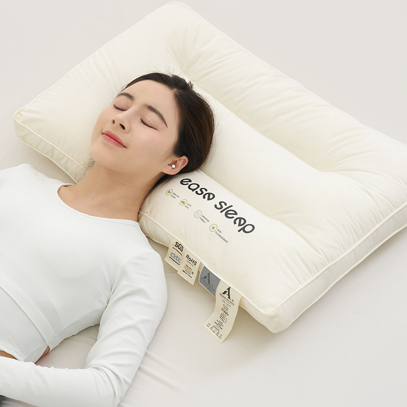 입체적인 중간 베개
