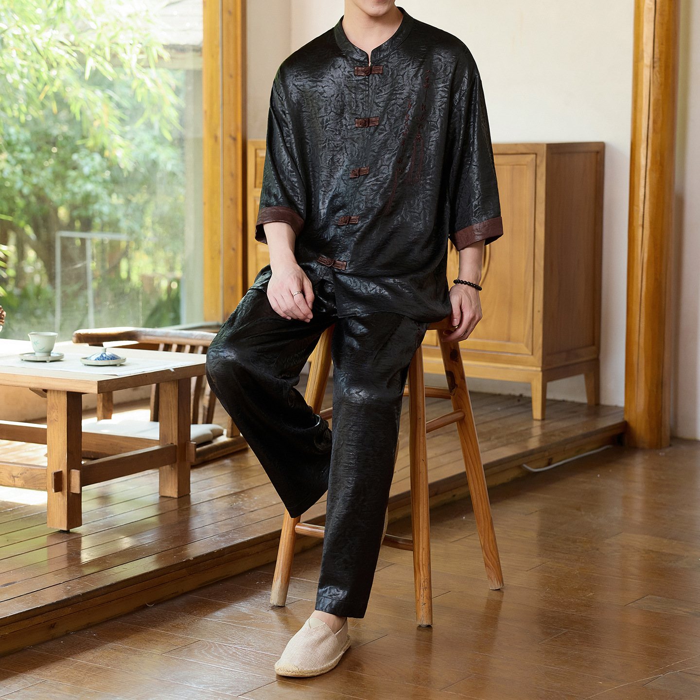 New Tang-style short-sleeved men's summer ice silk Chinese style new Chinese fashion loose casual two-piece set