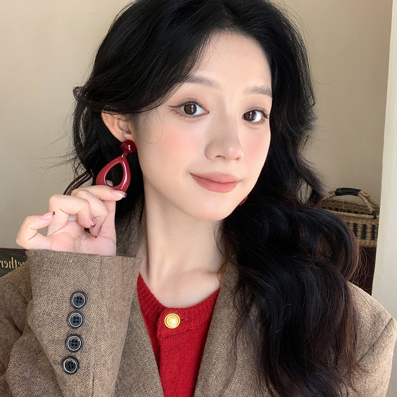 钟楚曦同款复古港风安可拉红耳钉女镂空水滴耳环小众设计夸张耳饰|undefined