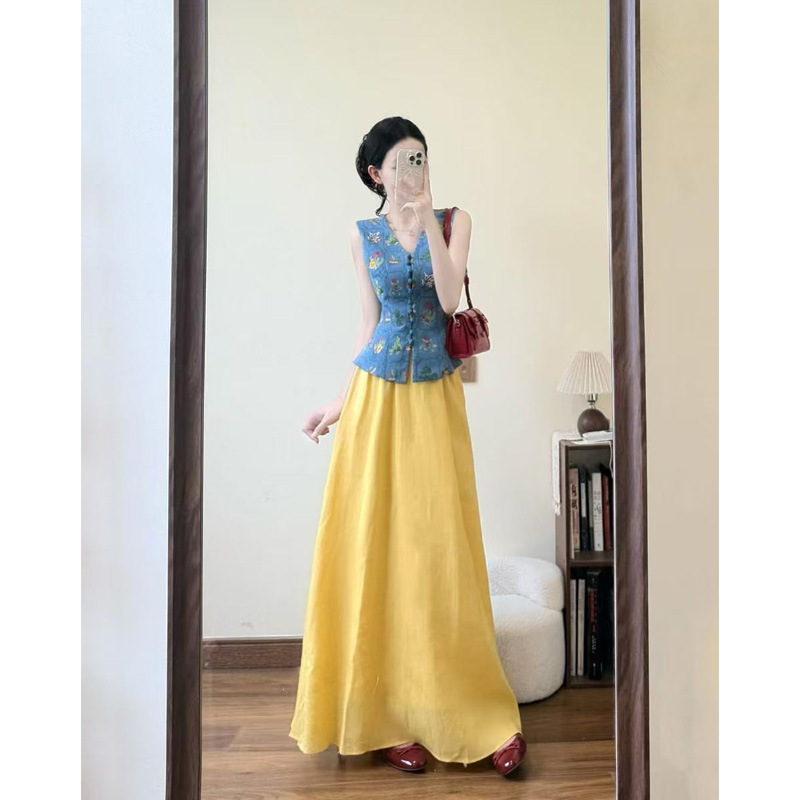 Design Mondrian French Sweet Vintage Floral Embroidered Vest Skirt Summer New Niche Beautiful suit