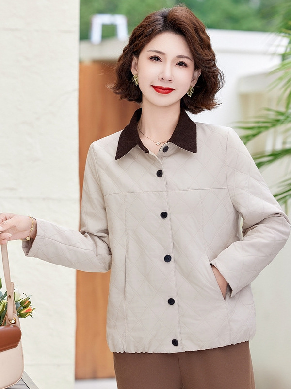 批发中老年妈妈外套2025新款洋气短款时尚休闲外套减龄时尚上衣|undefined
