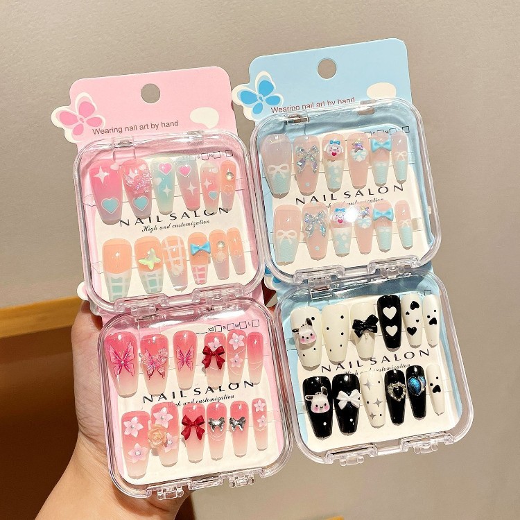 Cartoon Children's Cute Wearable Nails, Fashionable Kt Long Nails with Heart Designs, New Wholesale Items for Girls