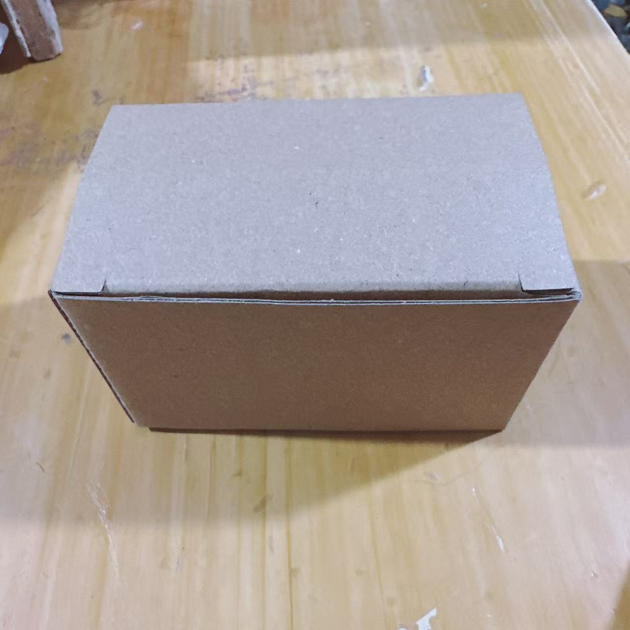 现货通用三层牛皮纸瓦楞包装盒 产品外包装扣底盒双插盒 小礼品盒