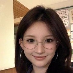 超軽茸仔同モデルの小枠金糸猫眼メガネの女性近視は度数が高いです。