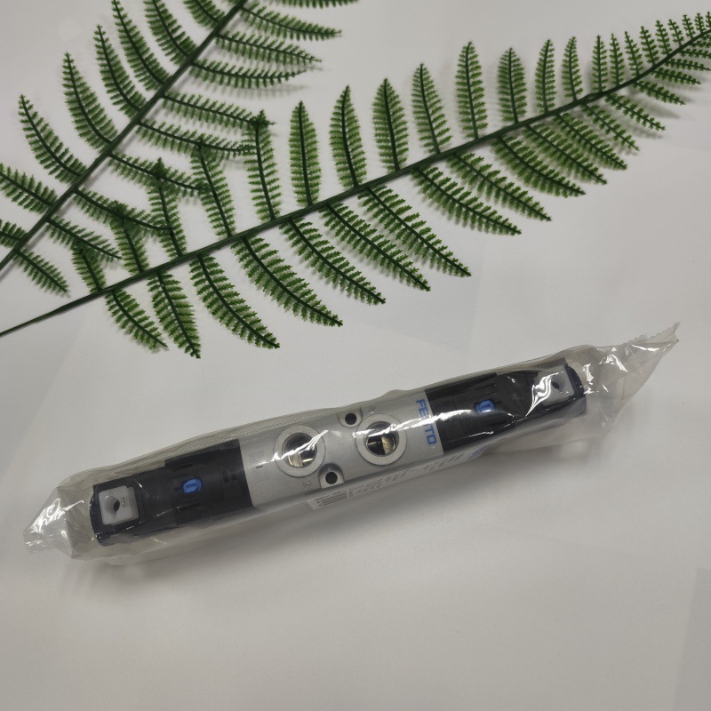 FESTO 两位五通电磁阀VUVS-L25-B52-D-G14-F8