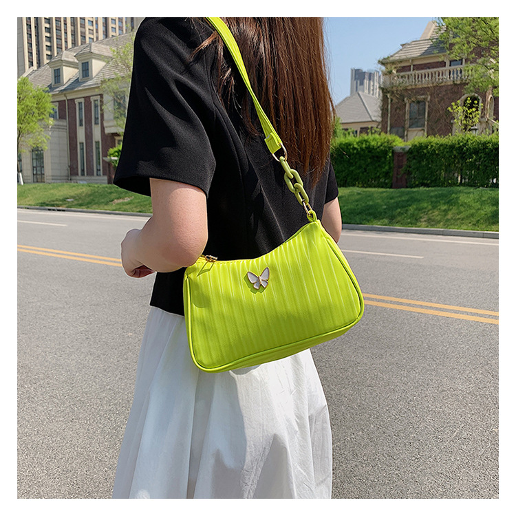New Fashion Shoulder Underarm Solid Color Women's Portable Small Square Bag display picture 1