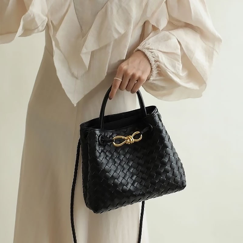 Bv Genuine Leather Woven Bag, Hand-Held Shoulder Crossbody Bag, Woven Horizontal Handbag, Large Capacity Cowhide Women's Bag, Versatile Bv Genuine Leather Woven Bag, Hand-Held Shoulder Crossbody Bag, Woven Horizontal Handbag, Large Capacity Cowhide Women's Bag, Versatile