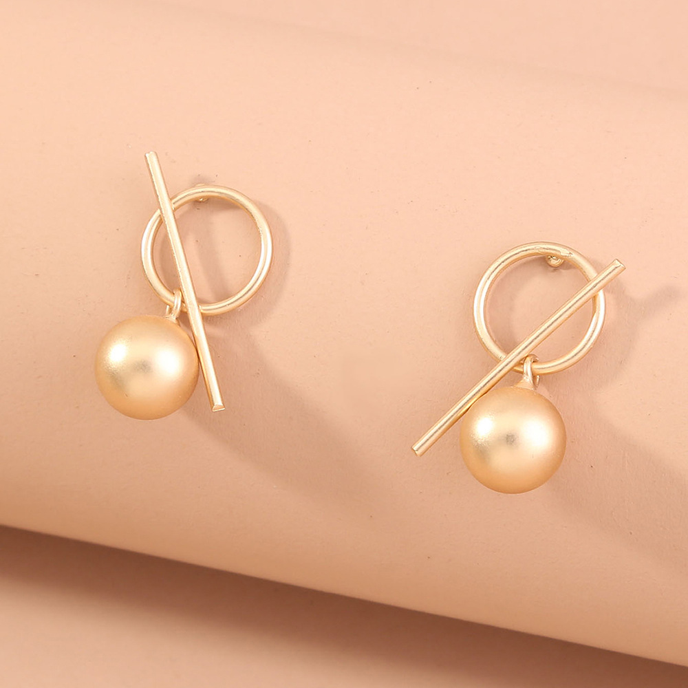 Retro Matte Texture Simple Geometric Alloy Earrings Women display picture 2