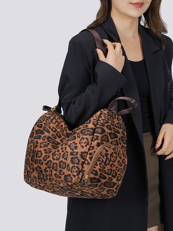 Mochila de viaje transfronterizo de mujer, leopardo, mochila de gran capacidad, nueva alta sensación multipropósito, mochila de hombro simple.