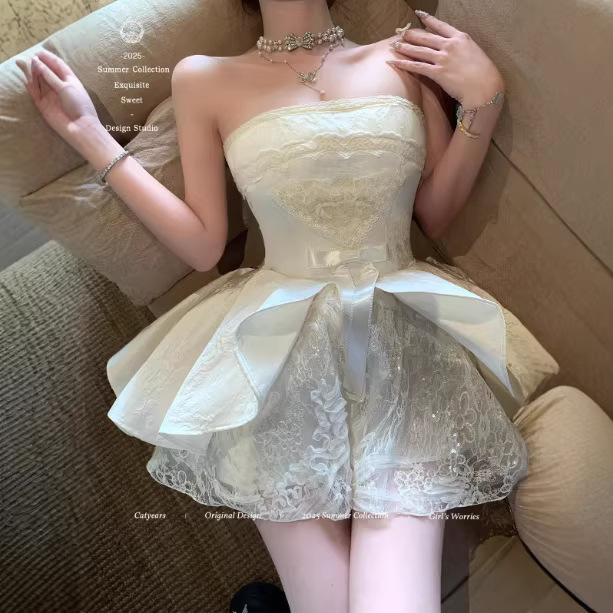 French-Style High-End White Strapless Robe, Bridal Engagement Evening Dress, Petite Adult Ceremony Banquet Elegant Short Dress French-Style High-End White Strapless Robe, Bridal Engagement Evening Dress, Petite Adult Ceremony Banquet Elegant Short Dress