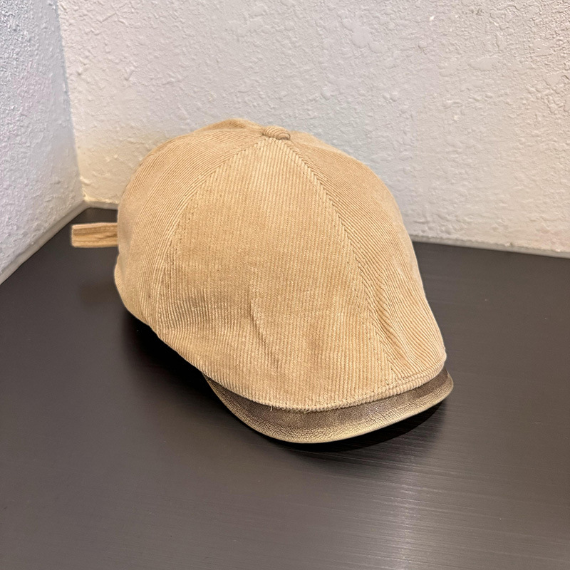 Hong Kong estilo de calles retro clásico sólido sombrero hacia adelante para hombres y mujeres invierno de otoño y boina de terciopelo versátil muestra cara pequeña