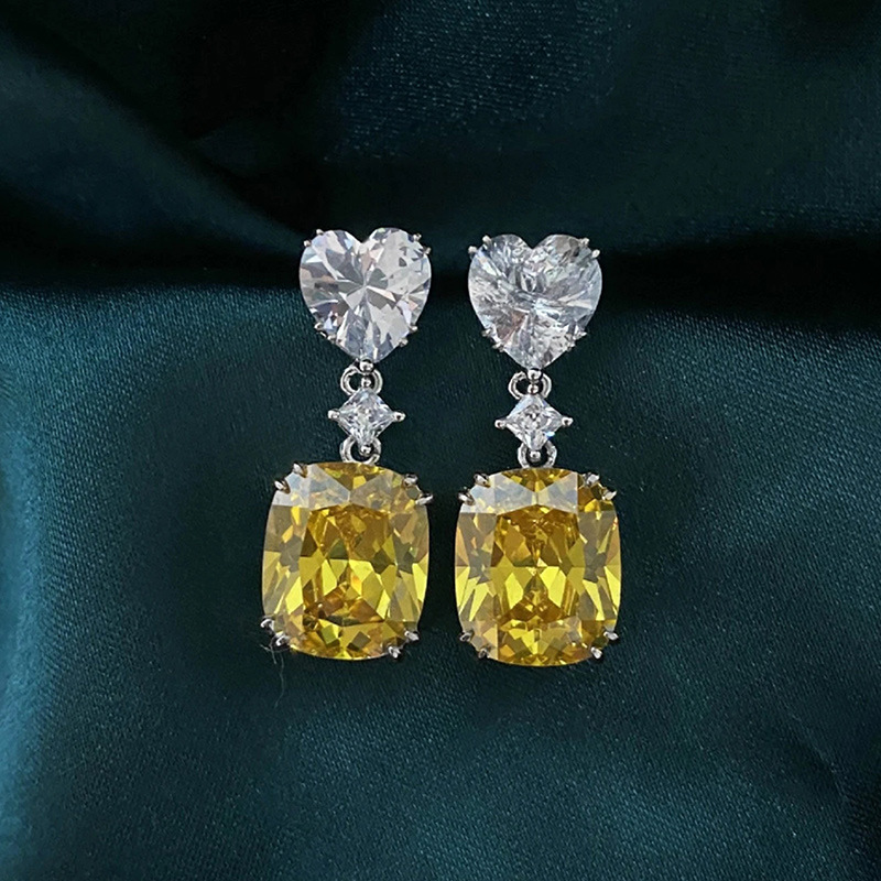 Flash Diamond Pink Yellow White Heart Shaped Copper Inlaid Zircon Earrings display picture 4