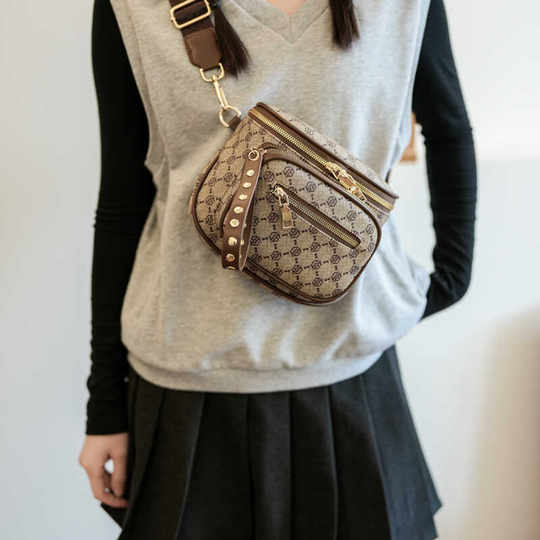 2024 New High-end Retro Saddle Bag Women's Shoulder Crossbody Bag Casual Simple Fashion Commuter Bag