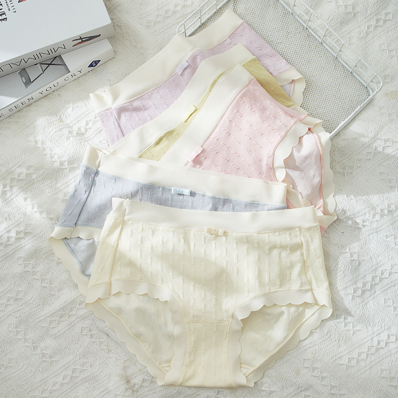New Japanese sweet underwear women's comfortable Breathable High elastic mid-waist hip lifting cute girl briefs shorts head