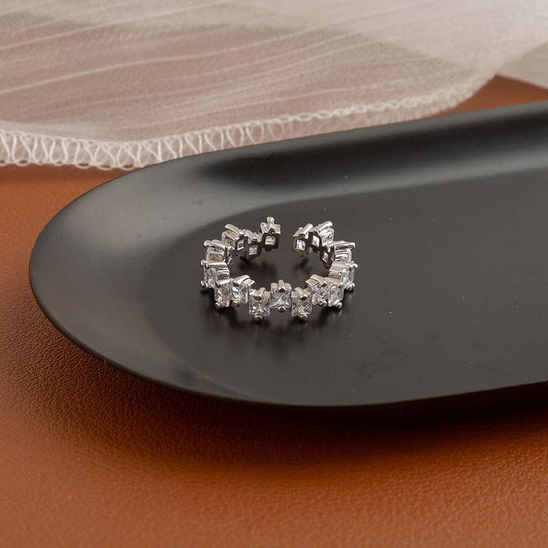 Zircon Ring Silver