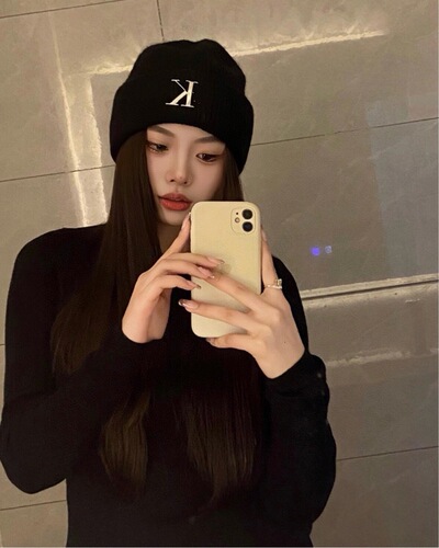 CK letter wool hat Couples fashion brand melon leather hat Women's handsome warm autumn and winter trend letter knitted hat