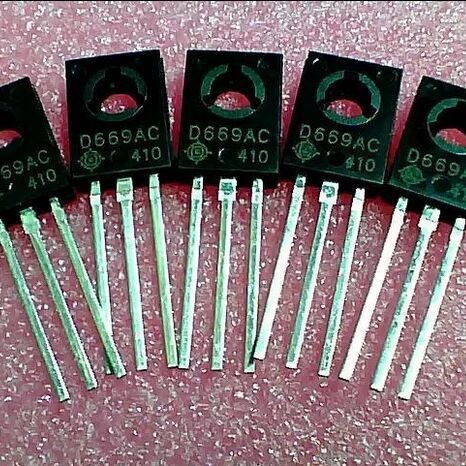 2SC828 45V 0.05A 0.25W TO-220 TO126 SOT23 三极管直插