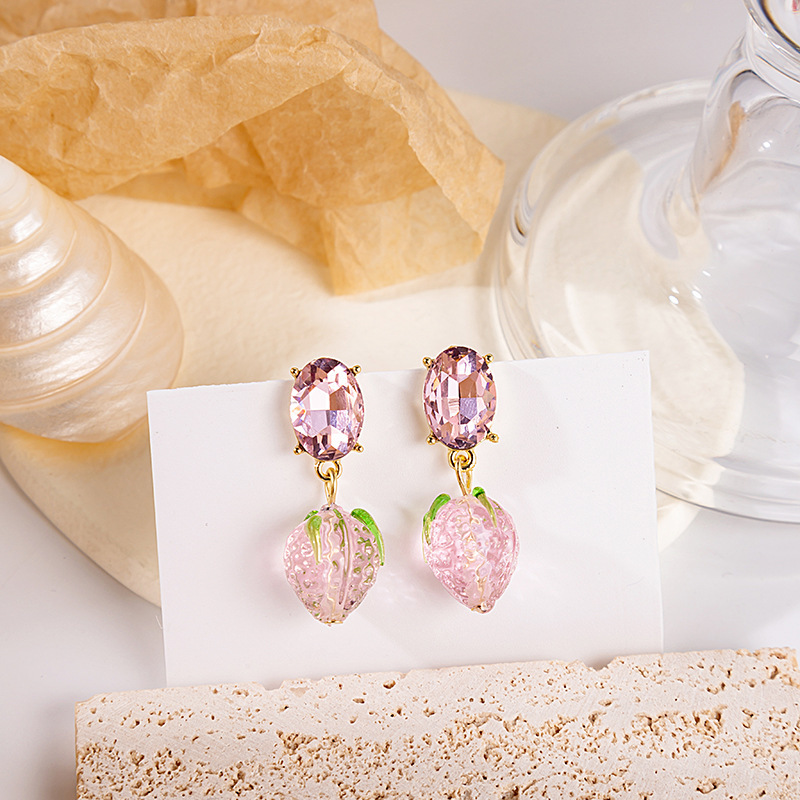 Fashion Simple Diamond Amethyst Resin Strawberry Alloy Stud Earrings display picture 4