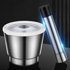 卸売り304ステンレスのニンニクをつぶします。古い研磨器で薬をつぶします。