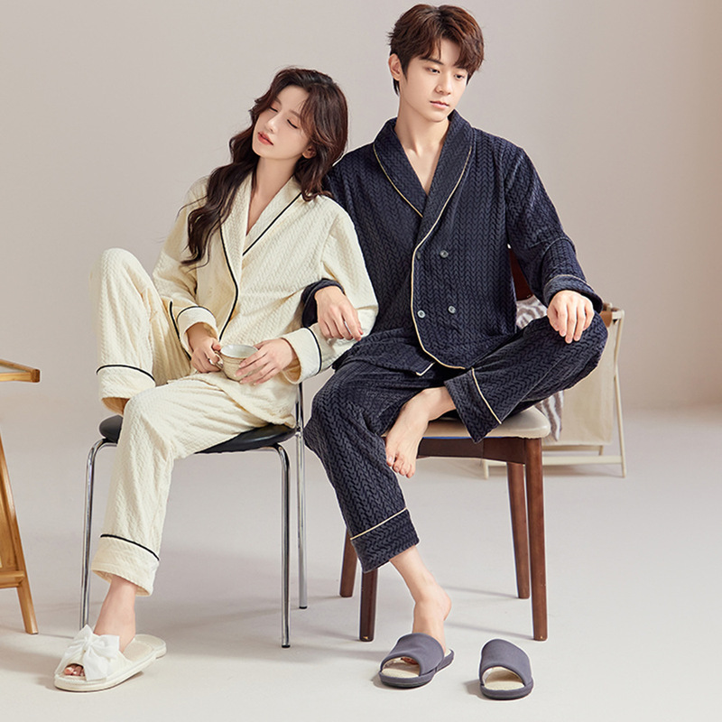 Island Velvet New Double-Breasted Couple Pajamas, Simple, Luxurious, and High-End, Long-Sleeved Autumn/Winter Loungewear Suitable for Outdoor Wear