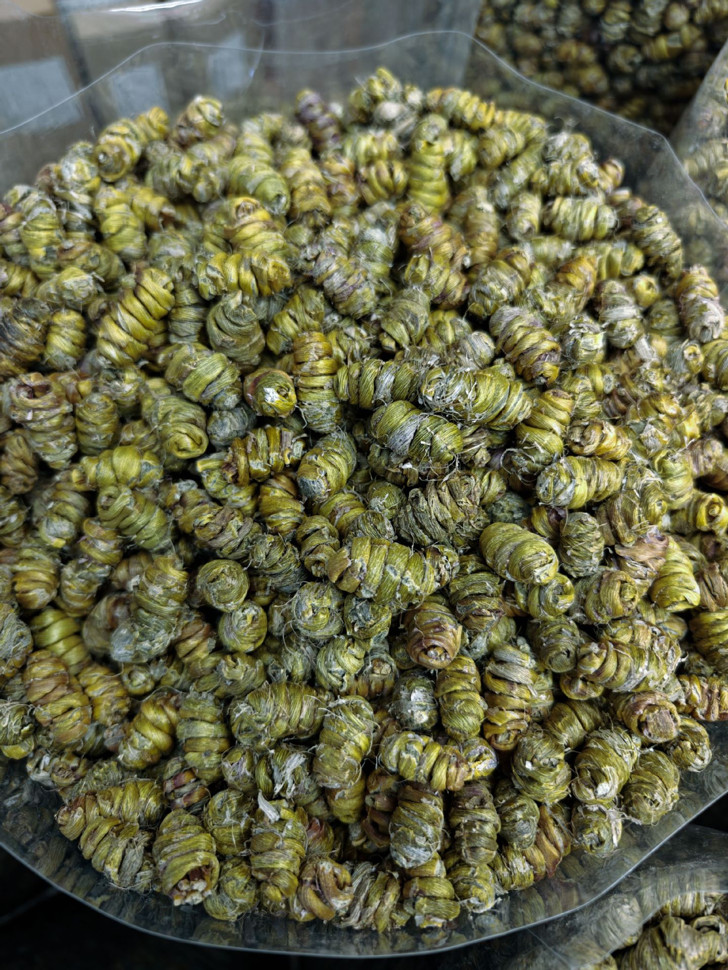Premium Dendrobium Officinale Feng Dou Tie Pi Shi Hu Dried Stems 250g Traditional TCM Herbal Tea and Soup Ingredient quality and texture