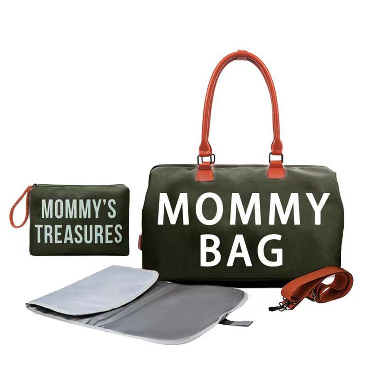 올리브 그린 + 작은 가방 + 기저귀 패드