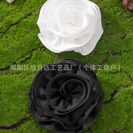 项链;胸花;耳坠