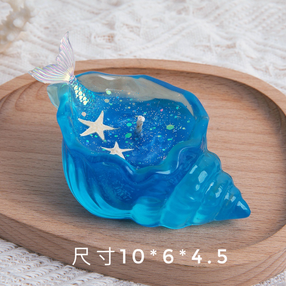 작은 진한 파란색 - 이중 별 물고기 꼬리