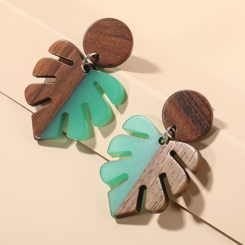 Vintage Style Leaf Wood Splicing Arylic Earrings 1 Pair display picture 4