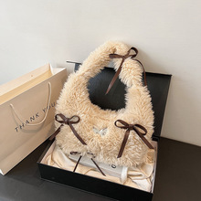 С���Շ���ë�q����Ů2025�¿�����ֵ�μ�Ҹ�°������Y�����