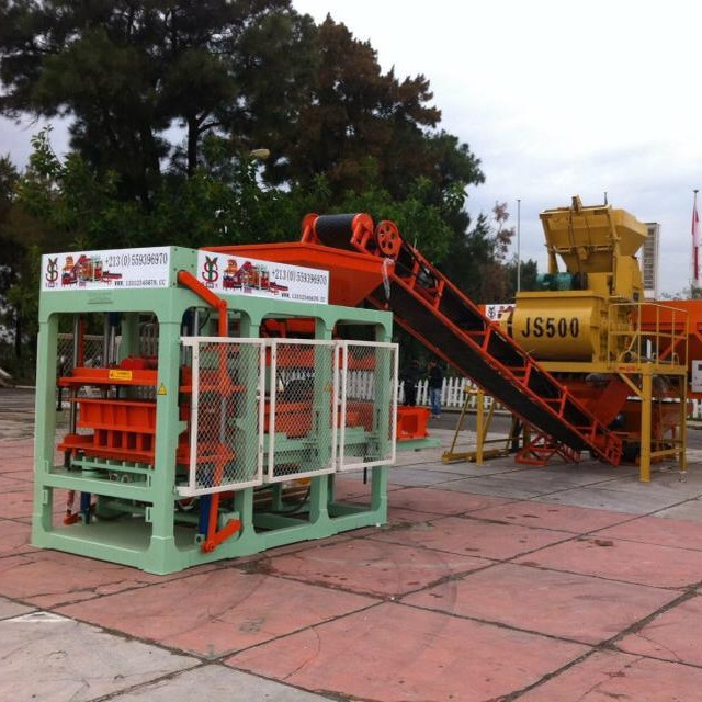 QT4-15 全自动液压水泥空心砖机 空心砖机生产线