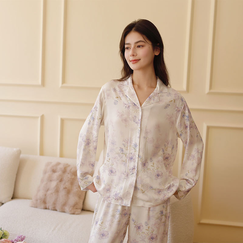 Spring Style Women's All-Season Rayon Satin Romantic Purple Rose Print Lapel Pajama Set Loungewear Spring Style Women's All-Season Rayon Satin Romantic Purple Rose Print Lapel Pajama Set Loungewear