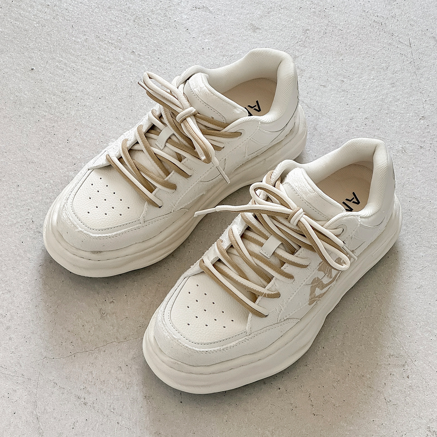 Niche Design 7cm Invisible Inner Height Increasing Shoes for Men and Women, Casual Dissolving Shoes, Thick-Soled Canvas White Shoes