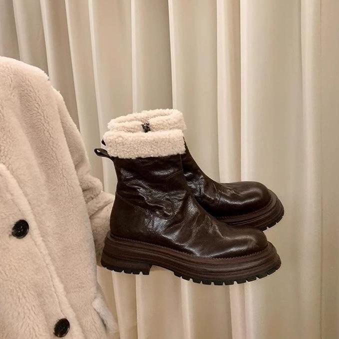 Women's 2026 New Autumn and Winter Round-Toe Short Boots with Thick Soles and Comfortable Sheepskin, Lambswool Fashion Martin Boots Women's 2026 New Autumn and Winter Round-Toe Short Boots with Thick Soles and Comfortable Sheepskin, Lambswool Fashion Martin Boots
