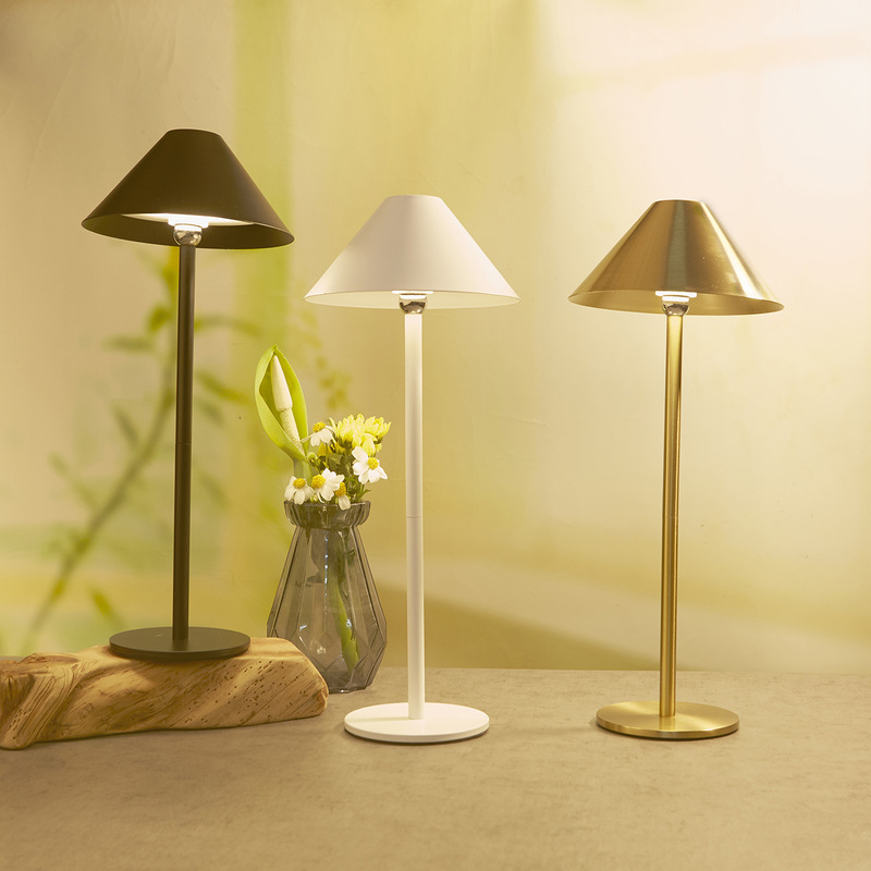 Cross-Border Iron Art Bedroom Night Light Bedside Cafe Umbrella-Shaped Desktop Gift Touch Switch Atmosphere Table Lamp