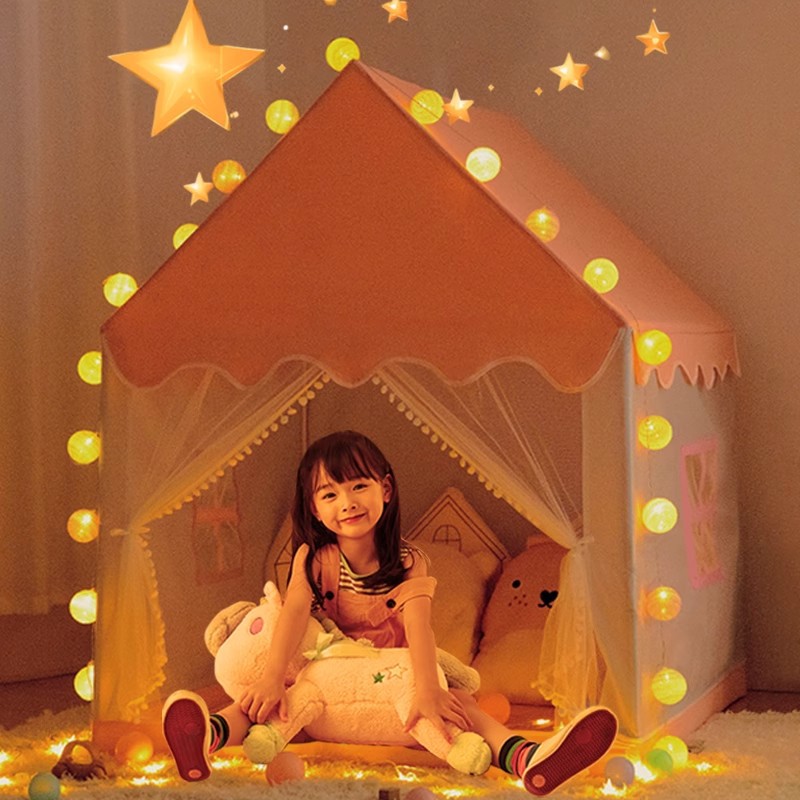 Casa de juguetes para niños en el interior de la tienda de campaña pequeña niña princesa castillo niña bebé casa pequeña casa de juegos