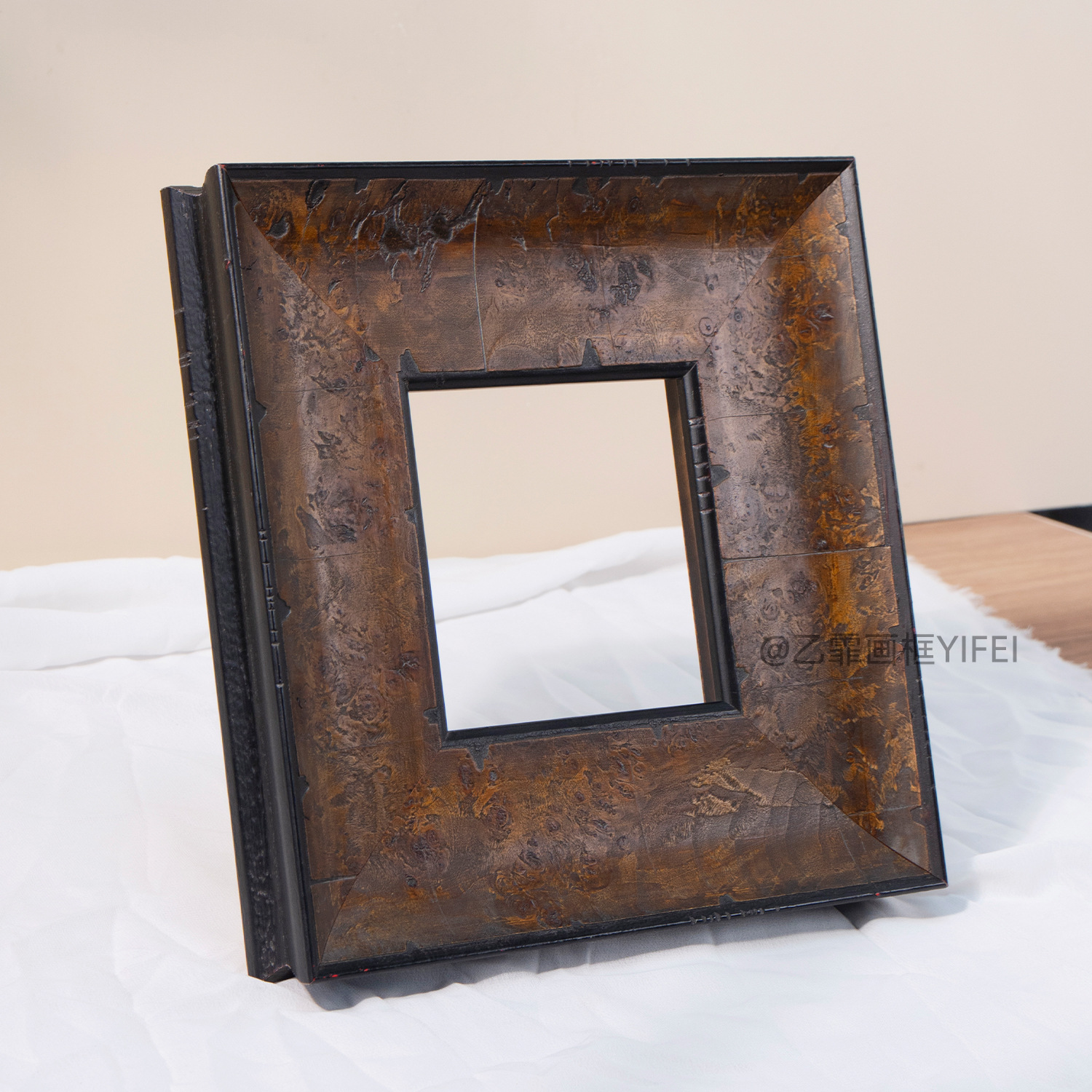 Retro francés medieval para hacer pinturas al óleo antiguas, marcos de madera decorativos de madera personalizados, marcos de madera maciza autoensamblados, marcos exteriores vacíos
