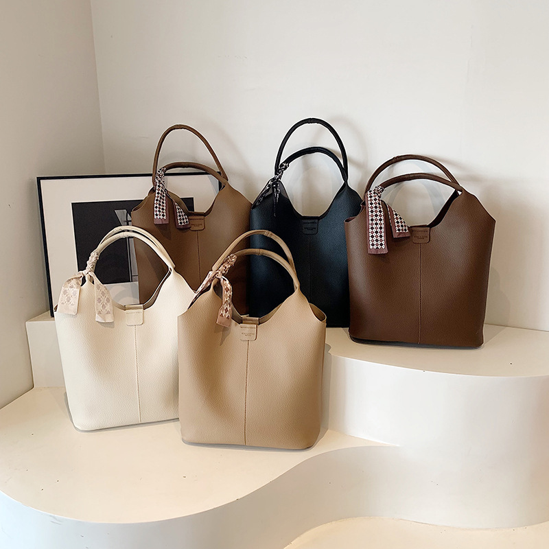 Simple bolsa de gran capacidad 2024 nuevo otoño estilo coreano bolsa de tendencia madre bolsa de viaje bolso de hombro de mano