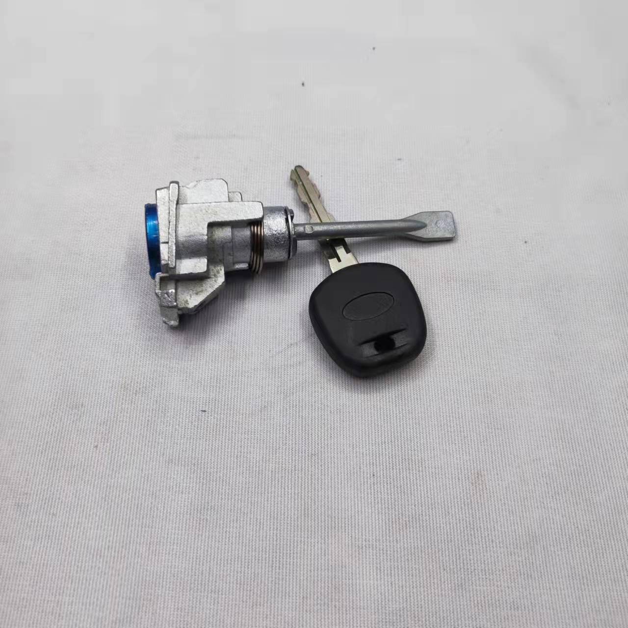 Adecuado para Toyota Corolla cilindro de la cerradura de la puerta cilindro de la cerradura del coche cilindro gran cantidad Congyo