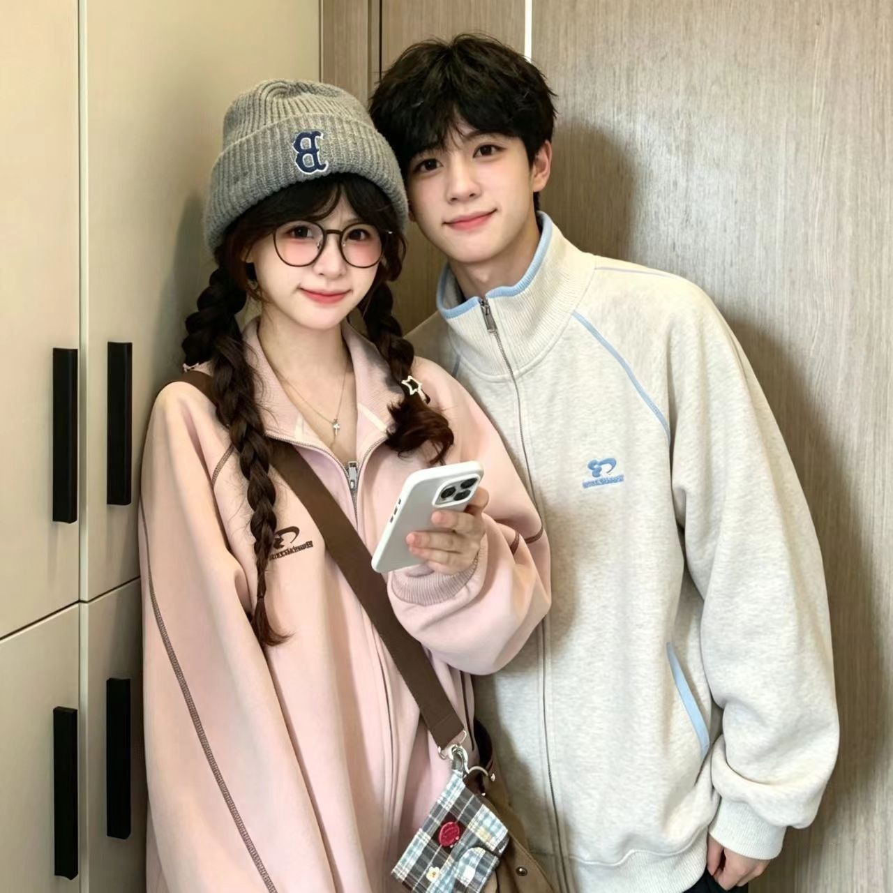ZM831 Original Embroidery, Cotton Composite, Heavy-Duty Couple Embroidered Sweatshirt with Stand Collar and Zipper